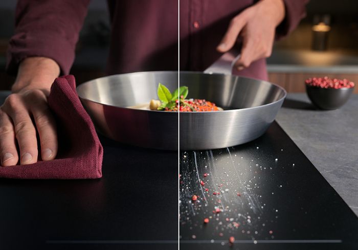 Moderne Küchenkombination mit Weinklimaschrank und offenem Kühlschrank in elegantem Design Moderne Küchenkombination mit Weinklimaschrank und offenem Kühlschrank in elegantem Design