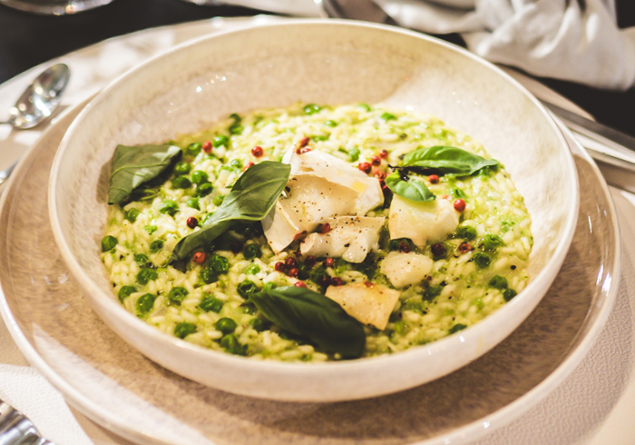 Erbsenrisotto mit Ziegenkäse